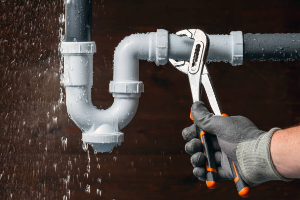 Professional Gas Line Repair technician working in Hemet, CA